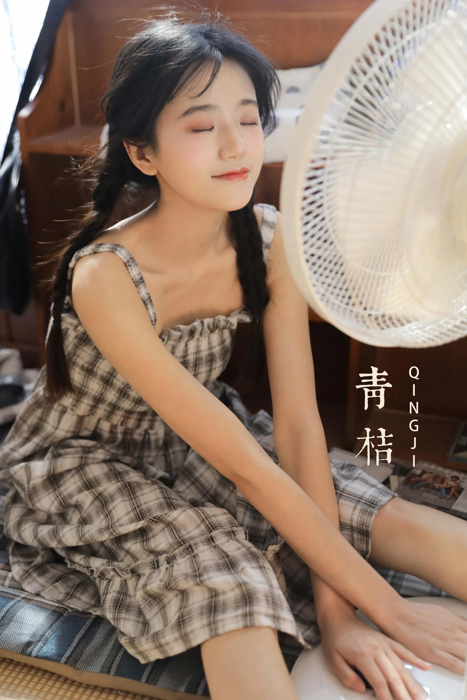 [YITUYU艺图语]2022.07.27 青桔 nanakor_ [24P]插图3